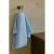recznik-frotte-30x50-jasno-niebieski-na-wieszaku-bawelna-500g-miekkki-chlonny.webp