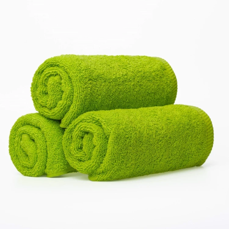 reczniki-frotte-30x50-limonka-100-bawelna-500g-miekkie-chlonne.webp