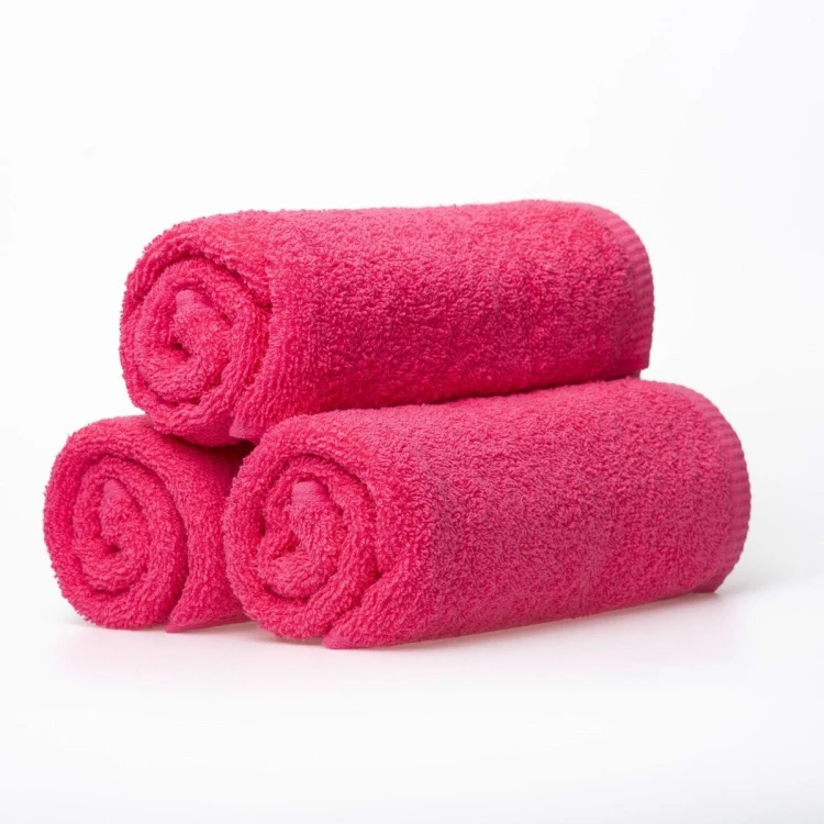 reczniki-frotte-30x50-różowy-100-bawelna-500g-miekkie-chlonne.webp