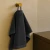 recznik-frotte-50x100-grafitowy-na-wieszaku-bawelna-500g-miekkki-chlonny.webp
